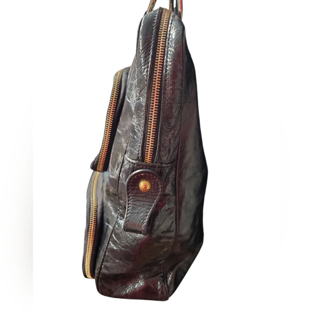 Tod's T Bag Media Tote Bag In Black Patent Leather